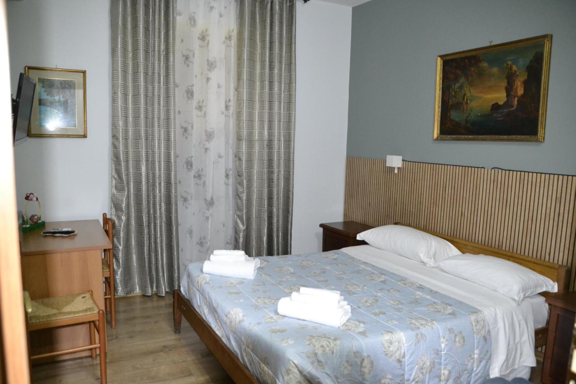 Aurora Boreale Hotel Rome Exterior photo